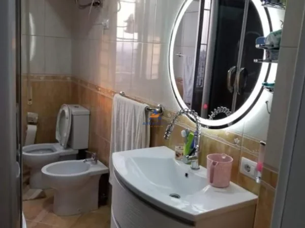 Tirane, shitet apartament 2+1+Ballkon Kati 10, 124 m² 250.000 € (KOMPLEKSI VIZION PLUS, DON BOSKO)
