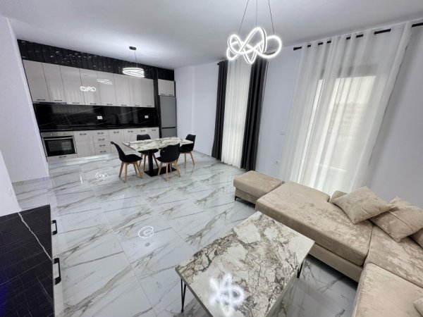 Tirane, jepet me qera apartament 2+1 Kati 4, 110 m² 800 € (Trio towers residence)