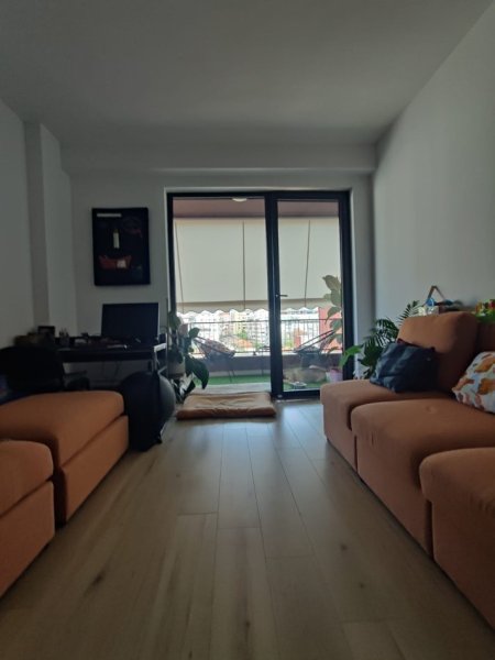 Tirane, jepet me qera apartament 1+1 Kati 4, 75 m² 600 € (Spitali Gjerman ,Rruga e Kavajes)