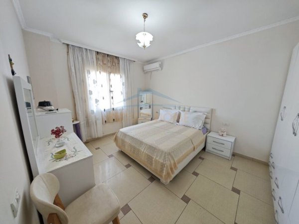 Durres, jepet me qera apartament 1+1 Kati 4, 70 m² 350 € 