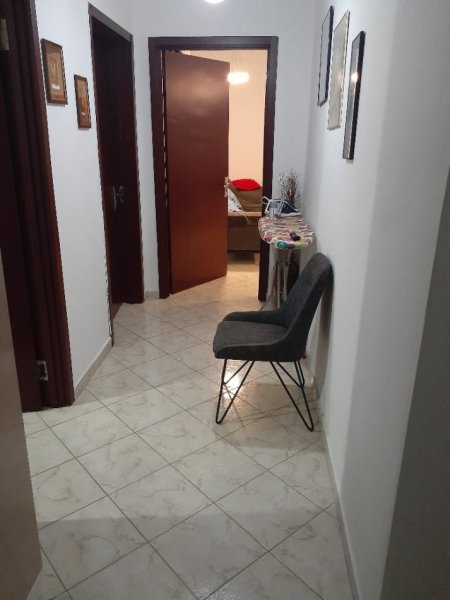 Tirane, jepet me qera 2+1 Kati 3, 100 m² 550 € (Astir)