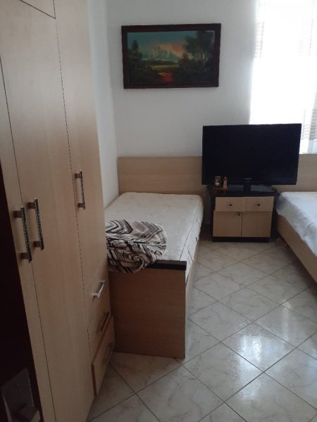 Tirane, jepet me qera 2+1 Kati 3, 100 m² 550 € (Astir)