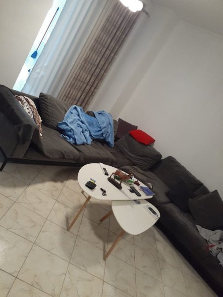 Tirane, jepet me qera 2+1 Kati 3, 100 m² 550 € (Astir)