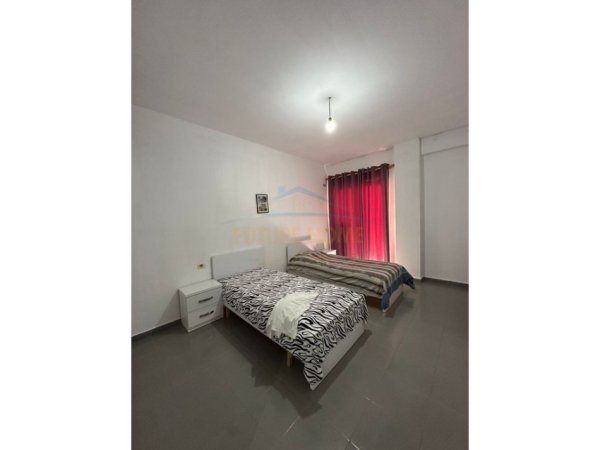 Tirane, shitet apartament 2+1+Ballkon Kati 7, 130 m² 163.000 € (Yzberisht)