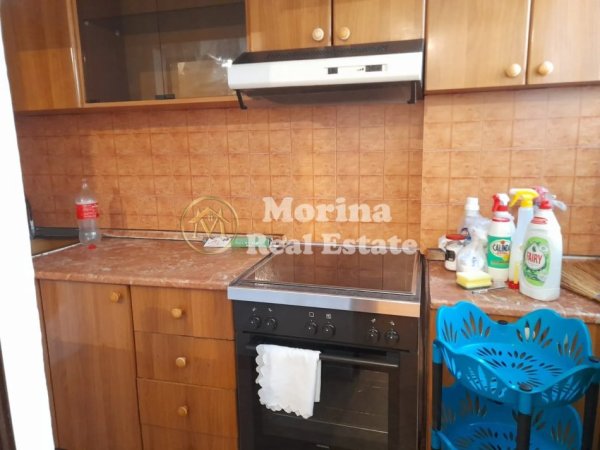 Tirane, jepet me qera apartament 1+1 Kati 5, 100 m² 400 € (Rruga Ferit Xhajko)