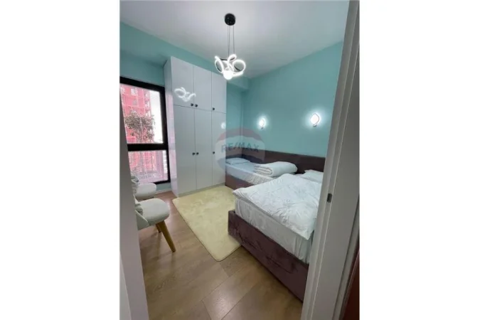 Tirane, shitet apartament 2+1+Ballkon , 115 m² 360.000 € 