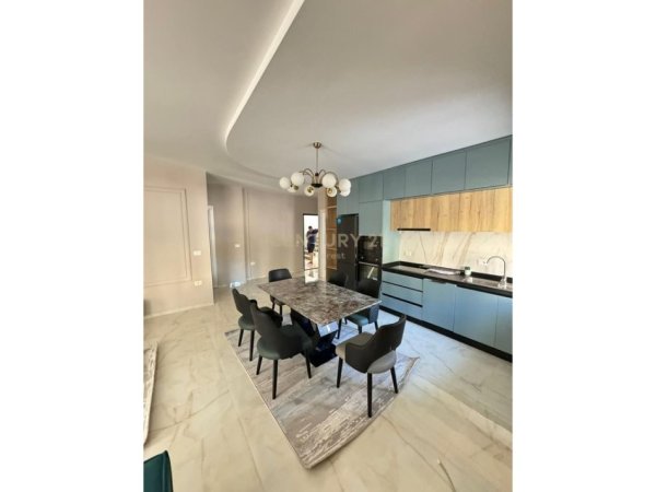Tirane, jepet me qera apartament 2+1 Kati 2, 116 m² 1.000 € (FARKE - RESIDENCA LAKE LAND)