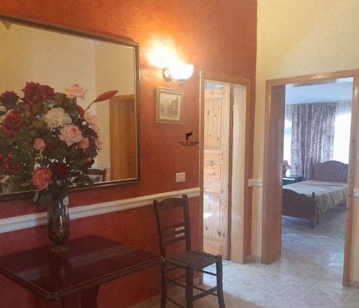 Tirane, jepet me qera apartament 2+1 Kati 3, 130 m² 600 € (KRISTAL CENTER)