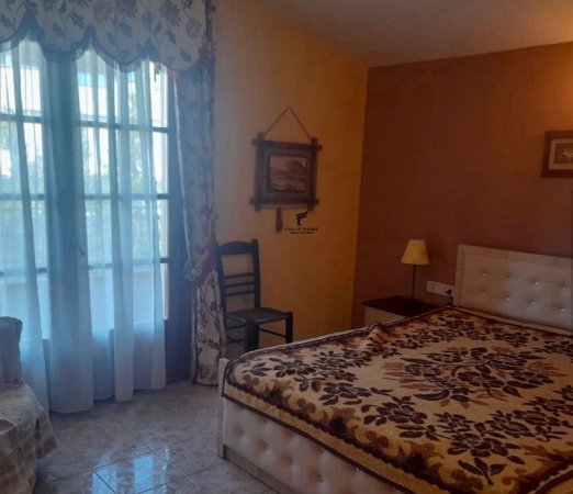 Tirane, jepet me qera apartament 2+1 Kati 3, 130 m² 600 € (KRISTAL CENTER)