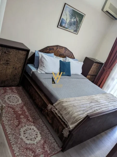 Tirane, jepet me qera apartament 2+1+Ballkon Kati 3, 90 m² 600 € (BULEVARDI “BAJRAM CURRI”)