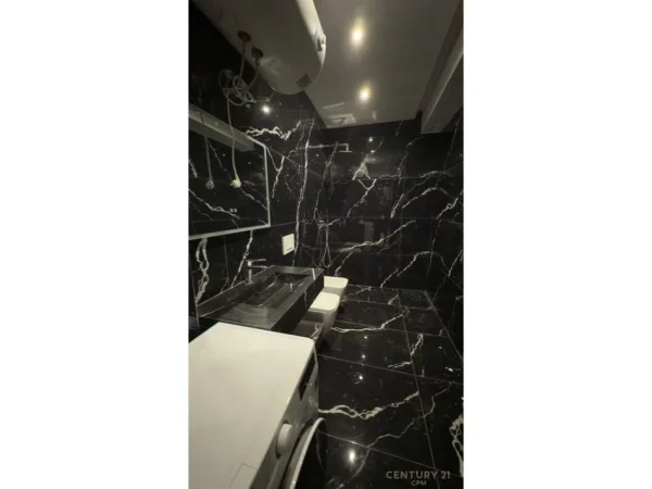 Tirane, jepet me qera apartament 1+1 Kati 2, (Kodra e Diellit)