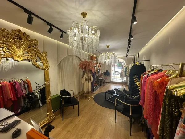 Tirane, shitet 1+1 , 44 m² 570.000 € 