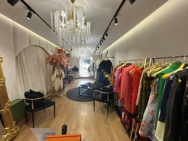 Tirane, shitet 1+1 , 44 m² 570.000 € 