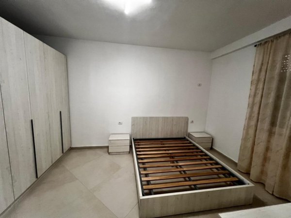 Tirane, jepet me qera apartament 2+1+Ballkon Kati 3, 100 m² 530 € (Rruga Sokrat Miho Astir)