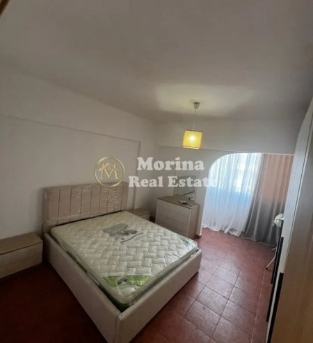 Tirane, jepet me qera apartament 2+1 Kati 9, 105 m² 650 € (Komuna e Parisit)