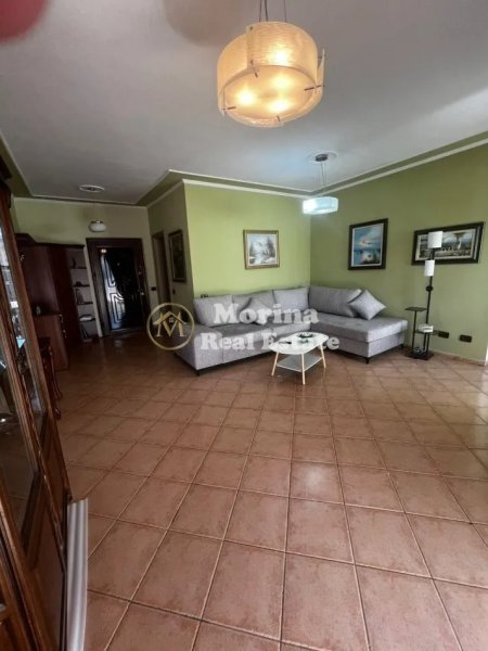 Tirane, jepet me qera apartament 2+1 Kati 9, 105 m² 650 € (Komuna e Parisit)