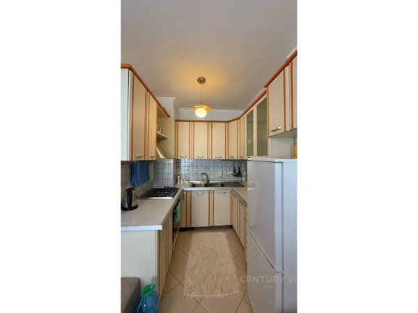 Durres, shitet apartament 1+1 Kati 2, 68 m² 109.500 € (Shkembi i Kavajes)