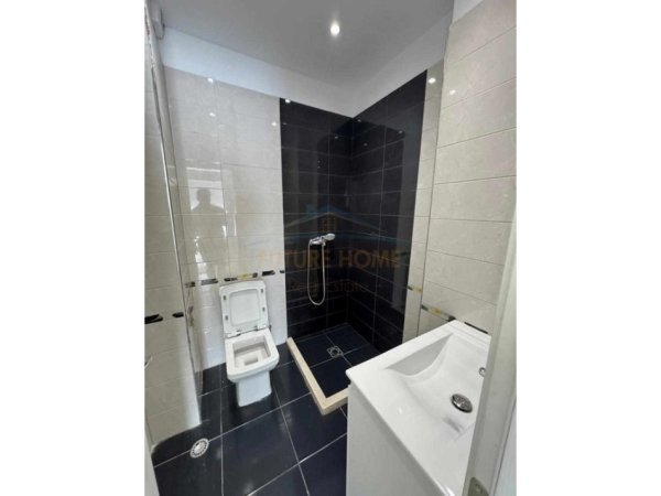 Tirane, shitet apartament 2+1+Ballkon Kati 6, 112 m² 285.000 € (ISH PARKU)