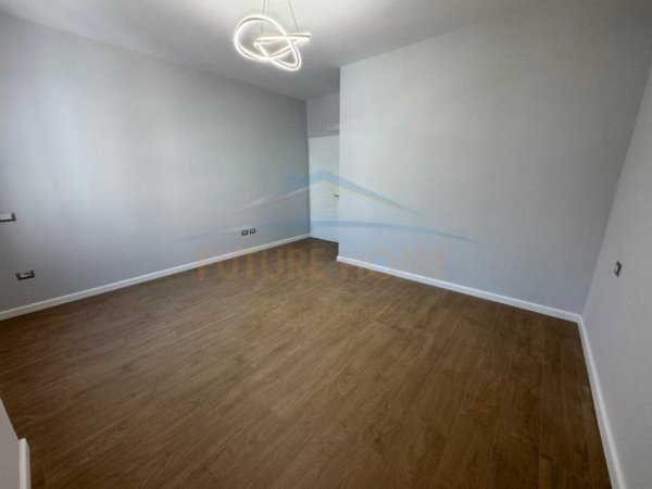 Tirane, shitet apartament 2+1 Kati 4, 119 m² 143.000 € (Rruga Shefqet Kuka ,Fresk)