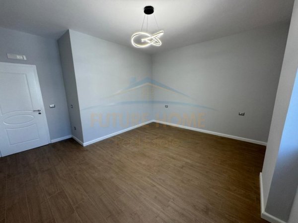 Tirane, shitet apartament 2+1 Kati 4, 119 m² 143.000 € (Rruga Shefqet Kuka ,Fresk)