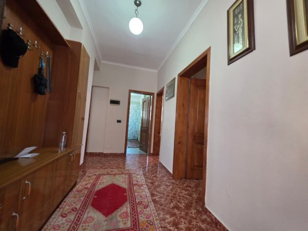 Tirane, shitet apartament 2+1 Kati 7, 110 m² 264.000 € (Rruga e Dibres)