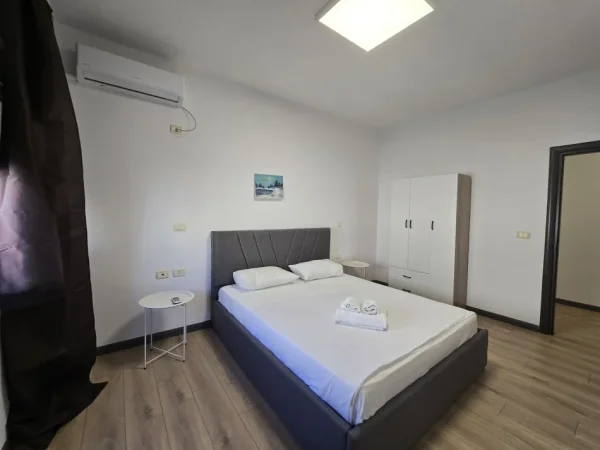 Tirane, shitet apartament 2+1 Kati 5, 82 m² 185.000 € (Komuna e Parisit)