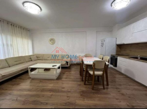 Tirane, jepet me qera apartament 2+1+Ballkon Kati 2, 94 m² (Kopeshti Botanik)