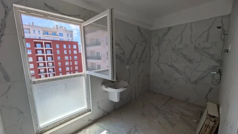 Tirane, shitet apartament 2+1 Kati 6, 177 m² 188.000 € 