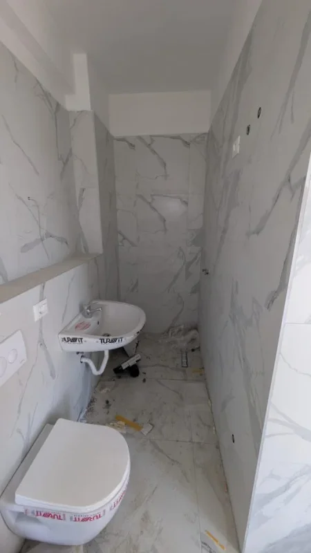 Tirane, shitet apartament 2+1 Kati 6, 177 m² 188.000 € 