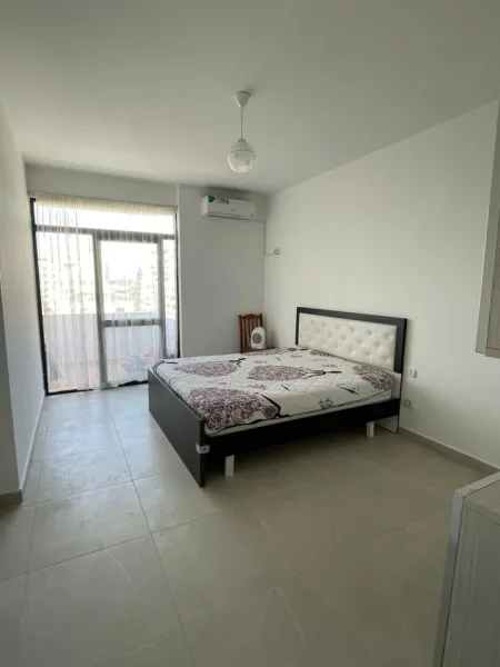 Tirane, jepet me qera apartament 2+1 Kati 6, 86 m² 700 € (Kryqzimi 21 Dhjetorit)