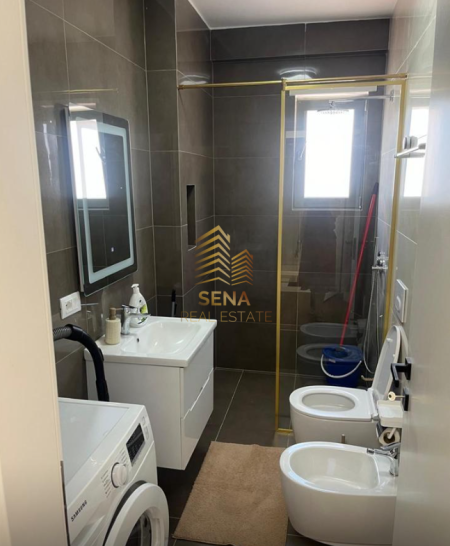 Tirane, jepet me qera apartament 1+1+Ballkon Kati 6, 65 m² 650 € (Rruga Qemal Stafa)