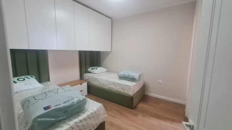Tirane, jepet me qera apartament 2+1 Kati 5, 80 m² 750 € (Selvia, Rruga e Dibres)