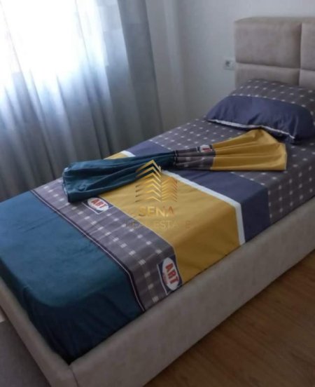 Tirane, jepet me qera apartament 2+1+Ballkon Kati 3, 100 m² 500 € (Rruga Pjeter Budi)