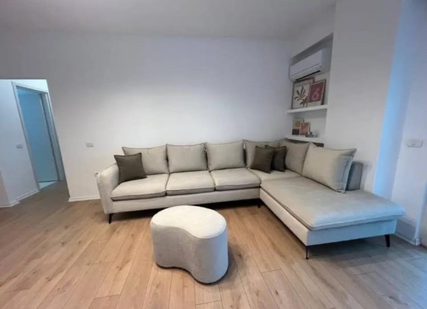 Tirane, jepet me qera apartament 2+1 Kati 4, 700 € (selvia)