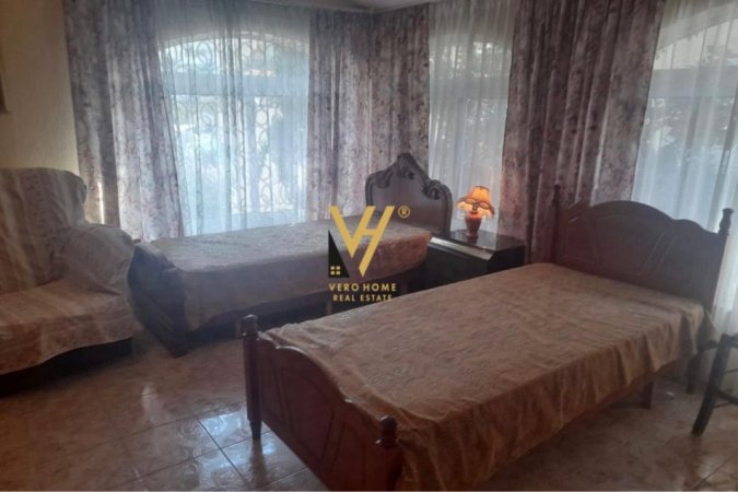 Tirane, jepet me qera apartament 2+1+Ballkon Kati 3, 130 m² 600 € (KOMUNA E PARISIT)