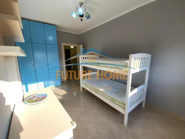 Tirane, jepet me qera apartament 2+1 Kati 8, 95 m² 500 € (Unaza e Re, prane Viles L.)