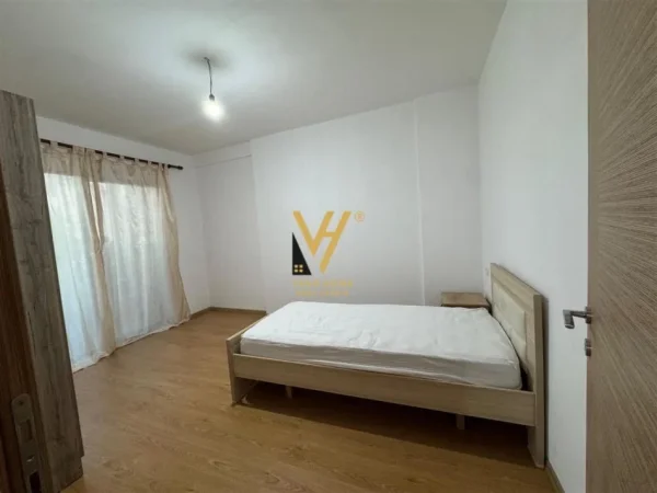 Tirane, shitet apartament 3+1+Ballkon Kati 1, 133 m² 213.000 € (5 MAJI)