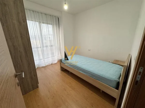 Tirane, shitet apartament 3+1+Ballkon Kati 1, 133 m² 213.000 € (5 MAJI)