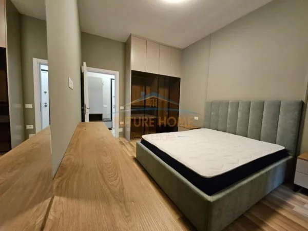 Tirane, jepet me qera apartament 1+1 Kati 3, 58 m² 700 € (prane Square 21.)