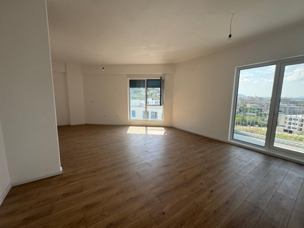 Tirane, jepet me qera apartament 2+1 Kati 1, 110 m² 500 € (RRUGA DALIP TOPI)