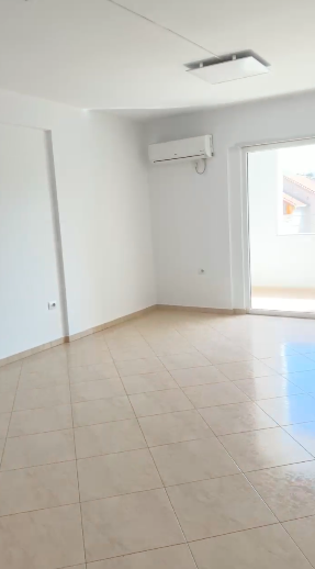 Tirane, jepet me qera ambjent biznesi Kati 2, 128 m² 500 € (Siri Kodra)
