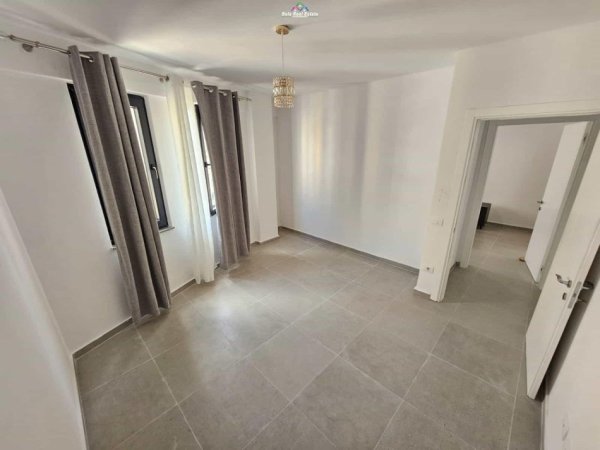 Tirane, jepet me qera apartament 2+1 Kati 7, 95 m² 700 € (teodor keko)