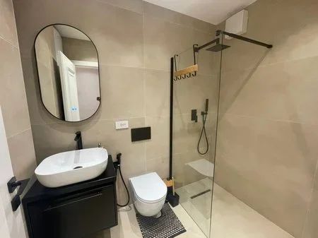 Tirane, shitet apartament 2+1+Ballkon Kati 5, 98 m² 225.000 € 