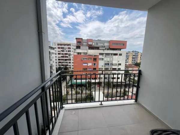 Tirane, shitet apartament 2+1+Ballkon Kati 6, 100 m² 140.000 € 