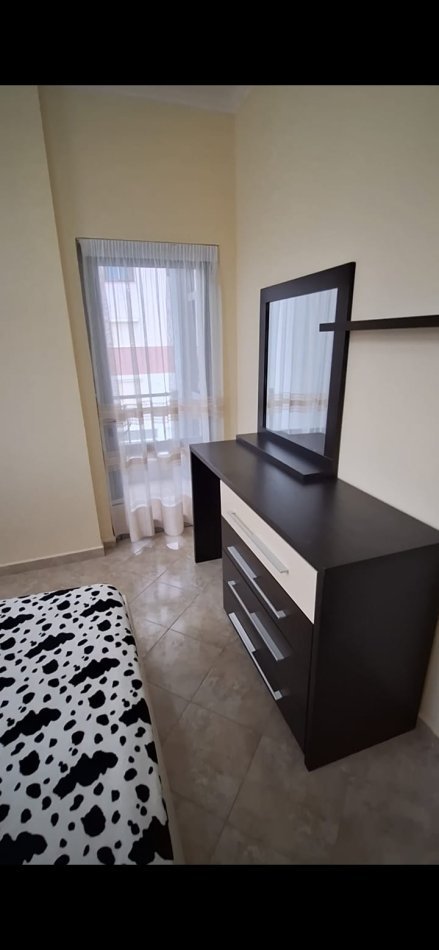 Tirane, jepet me qera apartament 1+1 Kati 3, 65 m² 400 € (ASTIR VILA L, NELA 5)