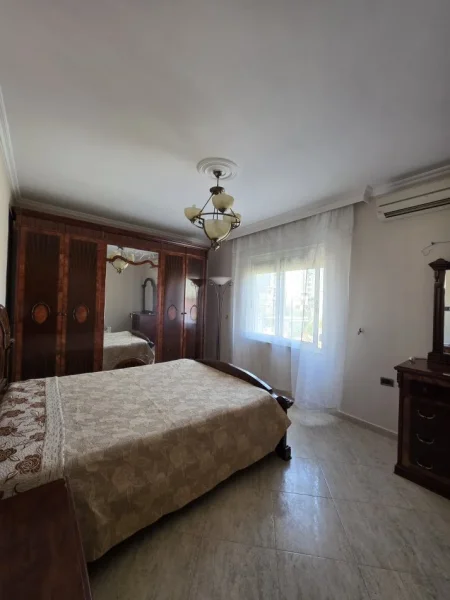 Tirane, jepet me qera nga Pronari, pa-komision apartament 2+1+Aneks+Ballkon Kati 3, 600 €