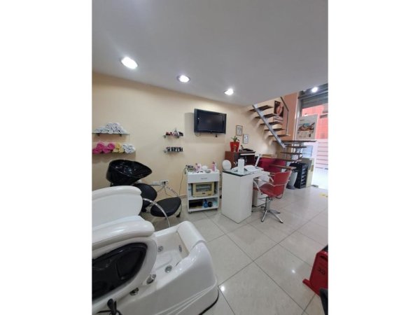 Tirane, shitet dyqan Kati 0, 37 m² 125.000 € (Rruga e Elbasanit)