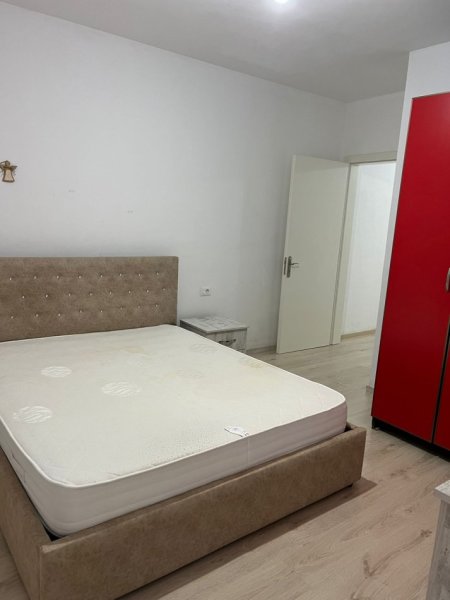 Tirane, jepet me qera apartament 2+1+Aneks+Ballkon Kati 5, 100 m² 650 € (Ambasada Amerikane)