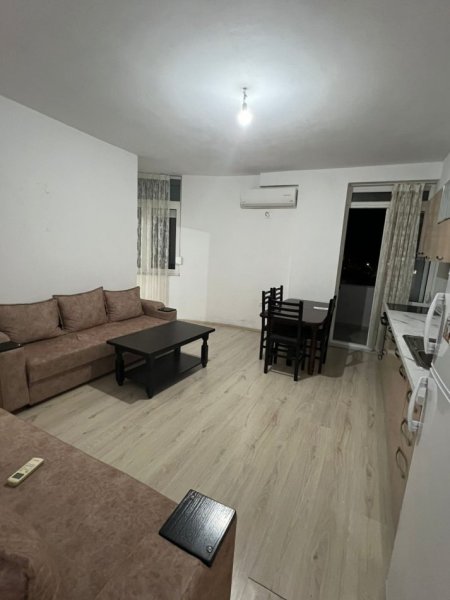 Tirane, jepet me qera apartament 2+1+Aneks+Ballkon Kati 4, 90 m² 330 € (St fundit I Porcelanit)