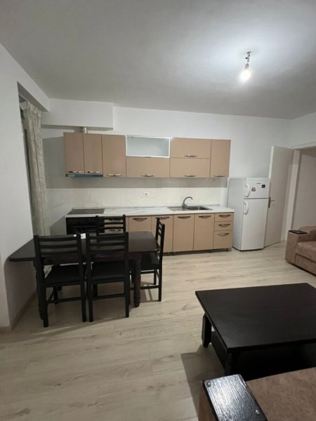 Tirane, jepet me qera apartament 2+1+Aneks+Ballkon Kati 4, 90 m² 330 € (St fundit I Porcelanit)